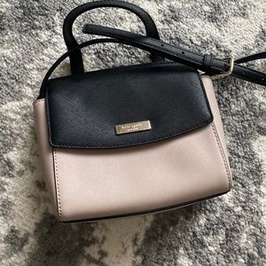 Classic Kate Spade Cross Body Purse